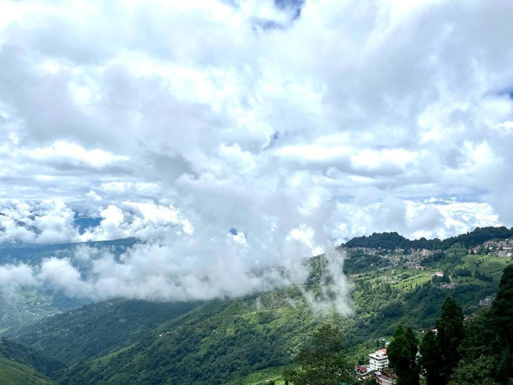 International Youth Hostel Darjeeling Darjeeling  Buitenkant foto